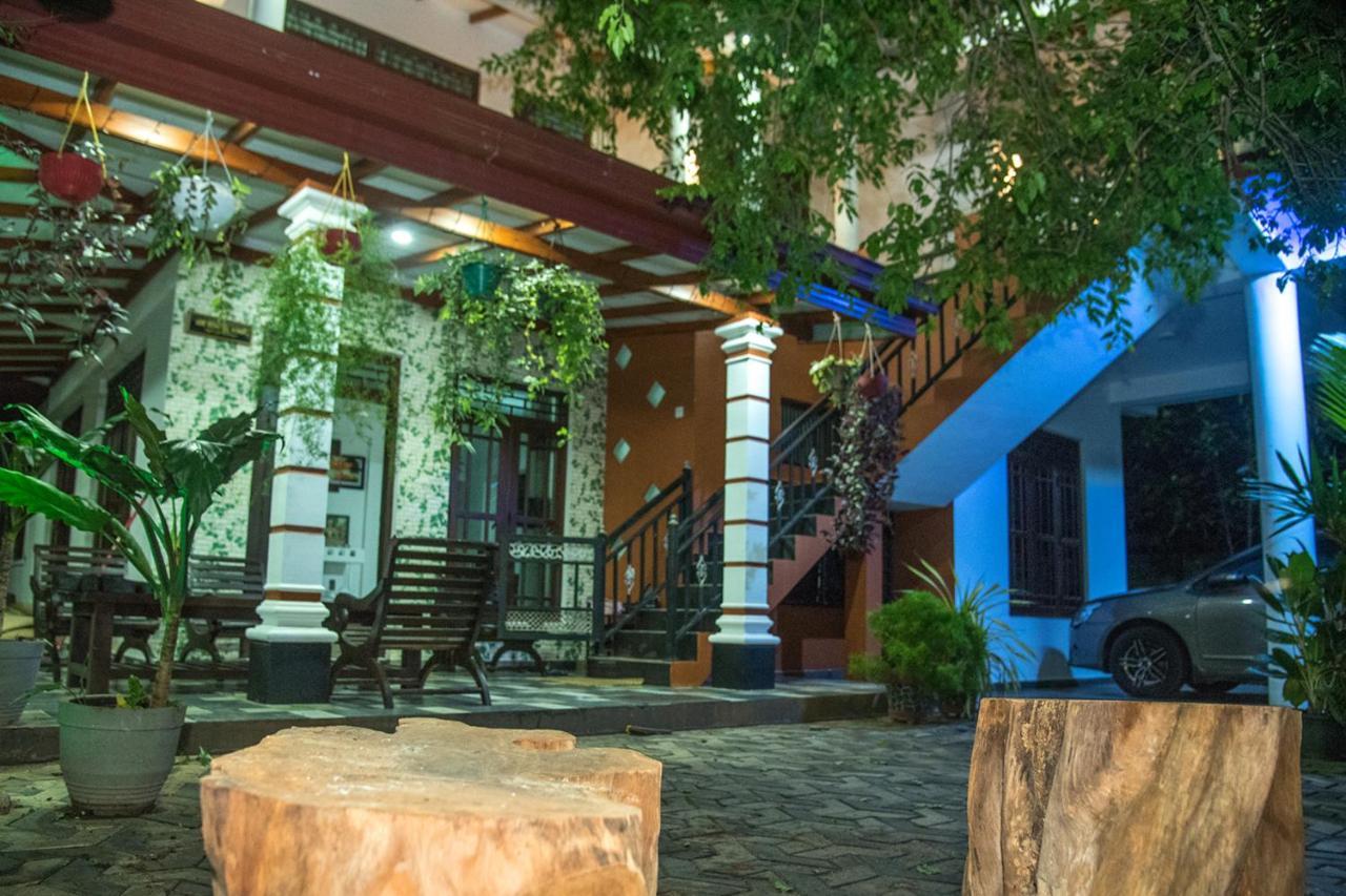 Sadee'S Place Dambulla Bagian luar foto