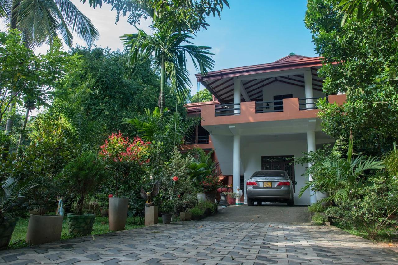 Sadee'S Place Dambulla Bagian luar foto