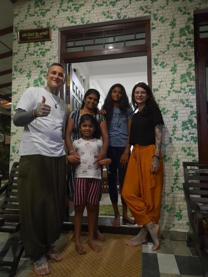 Sadee'S Place Dambulla Bagian luar foto